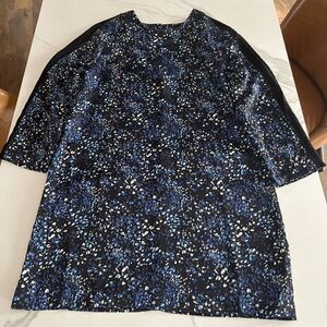 Banana Republic Womens Knee Shift Dress Size 12 Long Sleeve Blue Black White EUC